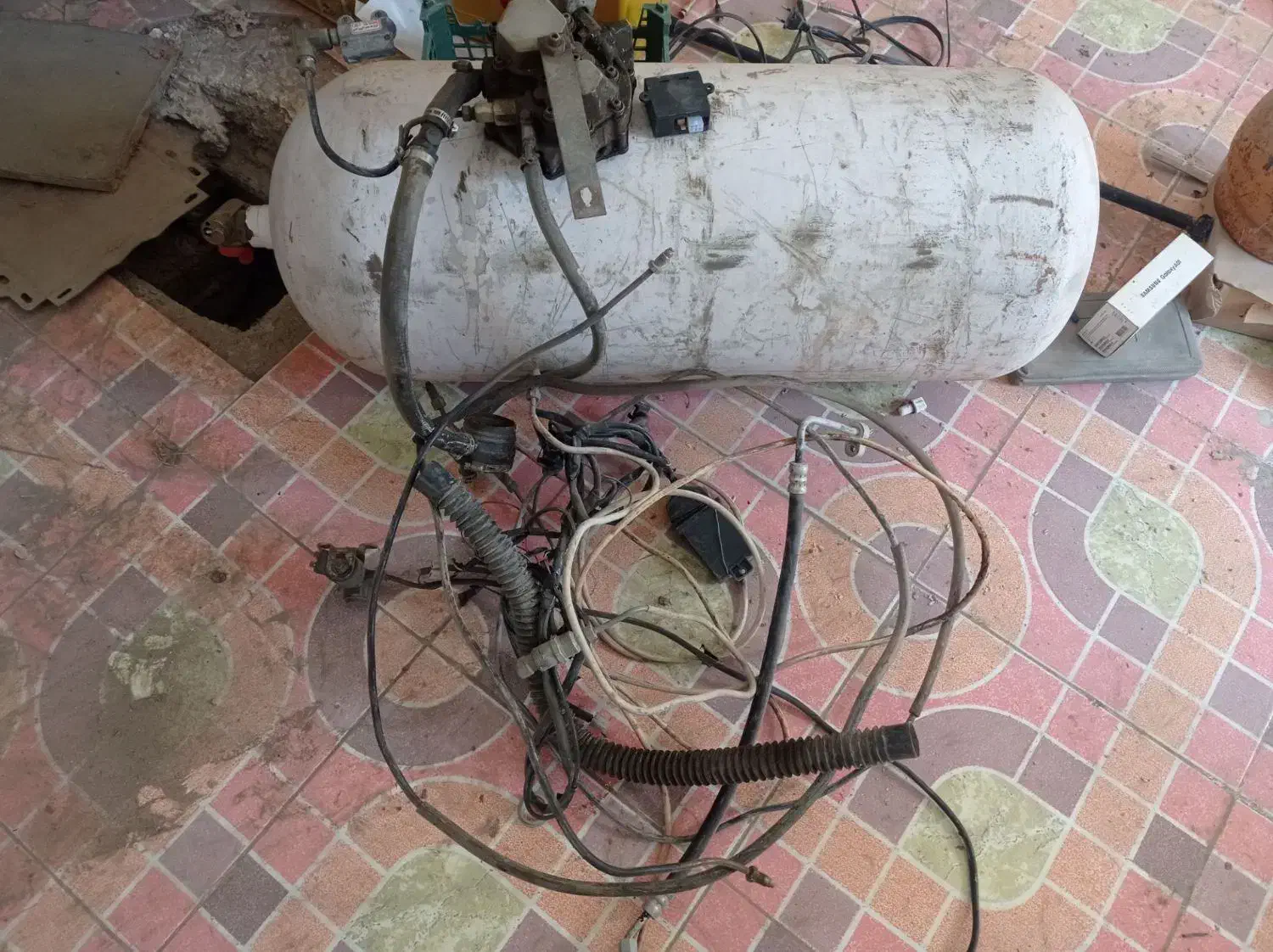 کپسول سی آن جی پژویی|قطعات یدکی و لوازم جانبی|بجنورد, |دیوار