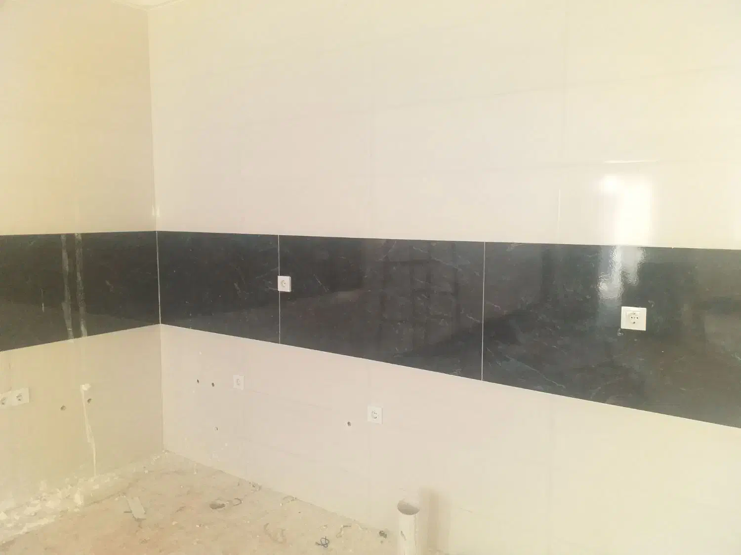 اجرای سرامیک سنگ و موزاییک و اجر نسوز|خدمات پیشه و مهارت|بهبهان, |دیوار