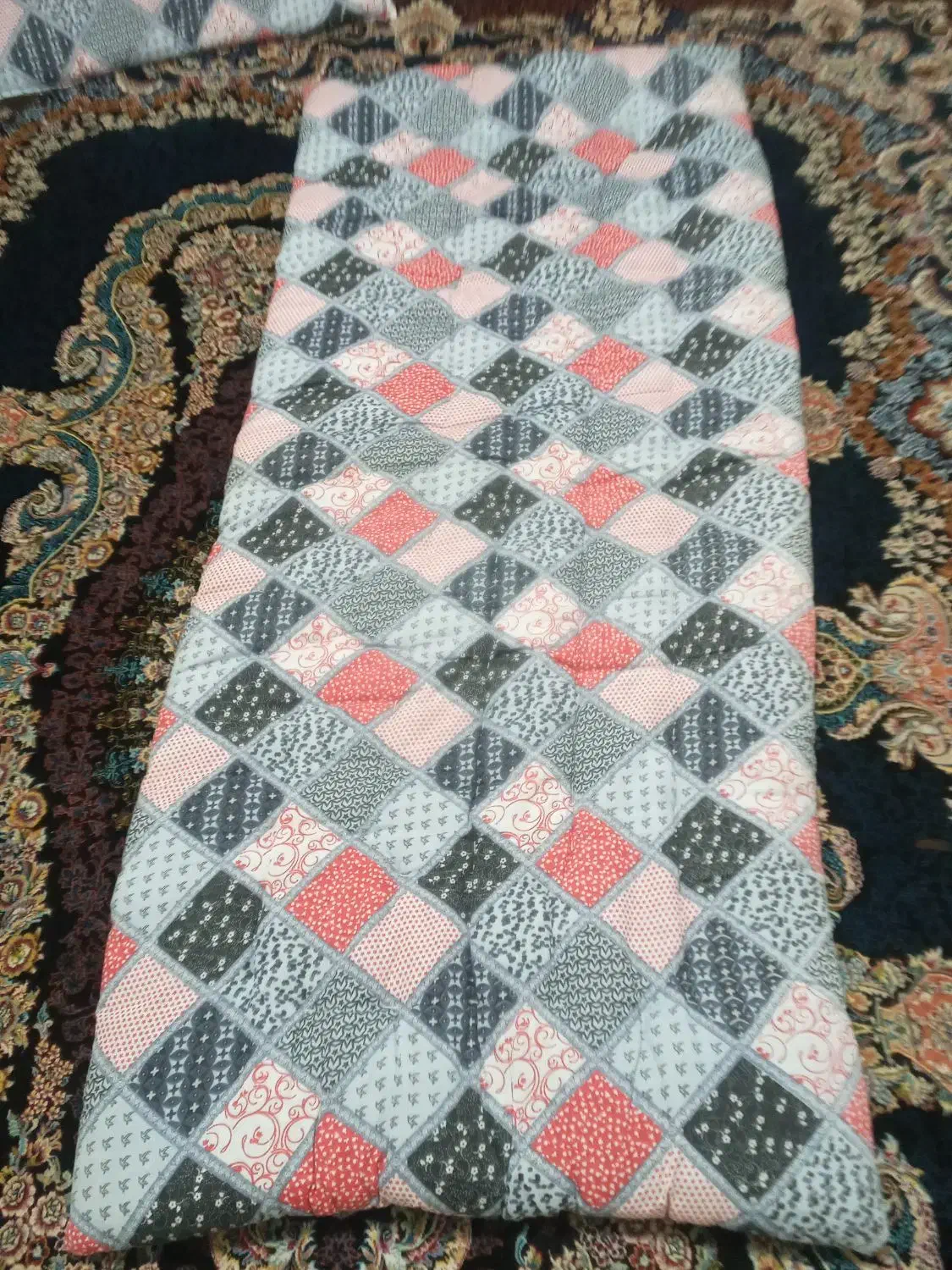 تشک|رختخواب، بالش، پتو|رشت, کوی مهر|دیوار