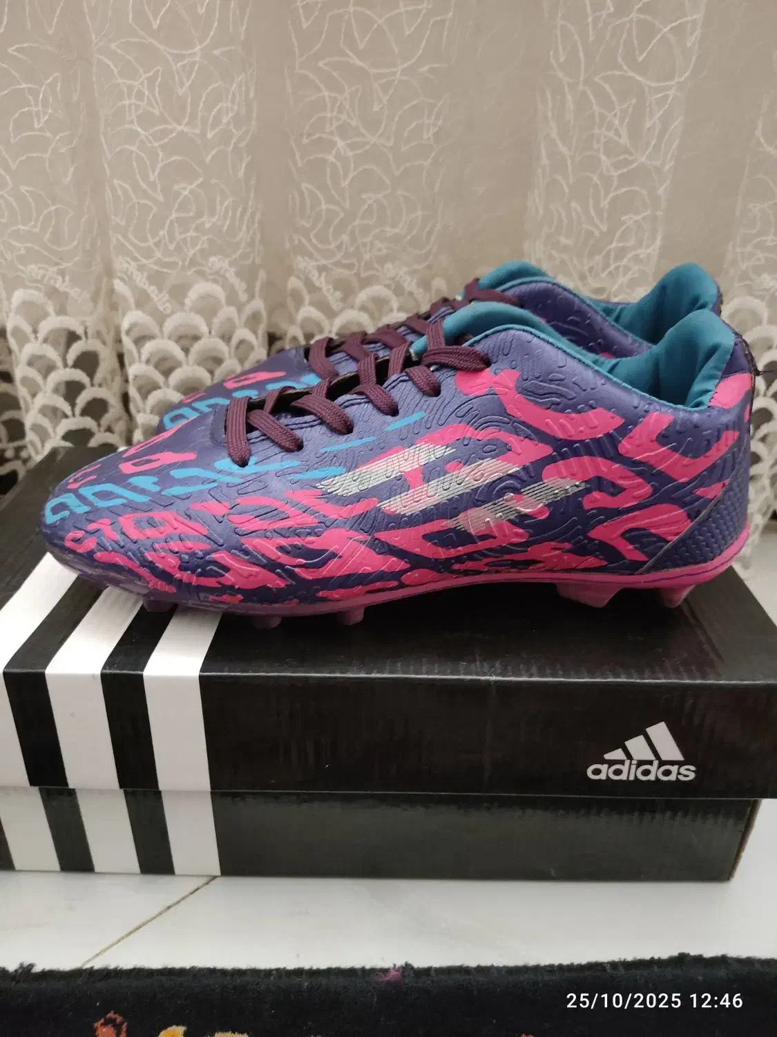 کفش فوتبال مردانه|کیف، کفش، کمربند|نسیم‌شهر, |دیوار