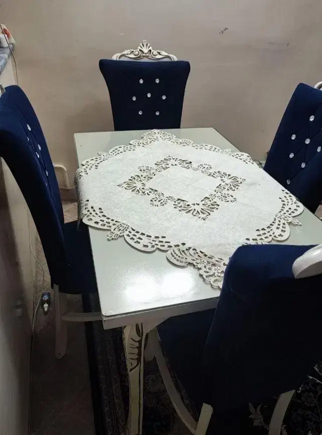 نهارخوری۴نفره|میز و صندلی غذاخوری|قرچک, فردیس|دیوار