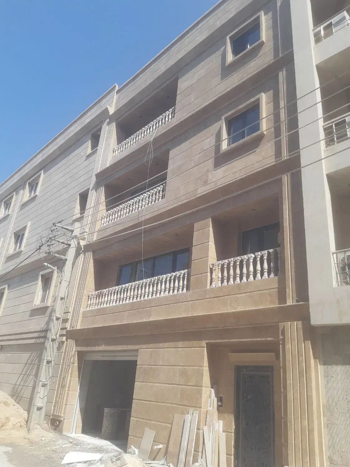 فروش یک واحد آپارتمان ۲۱۵متری طبقه اول|فروش آپارتمان|بوشهر, |دیوار