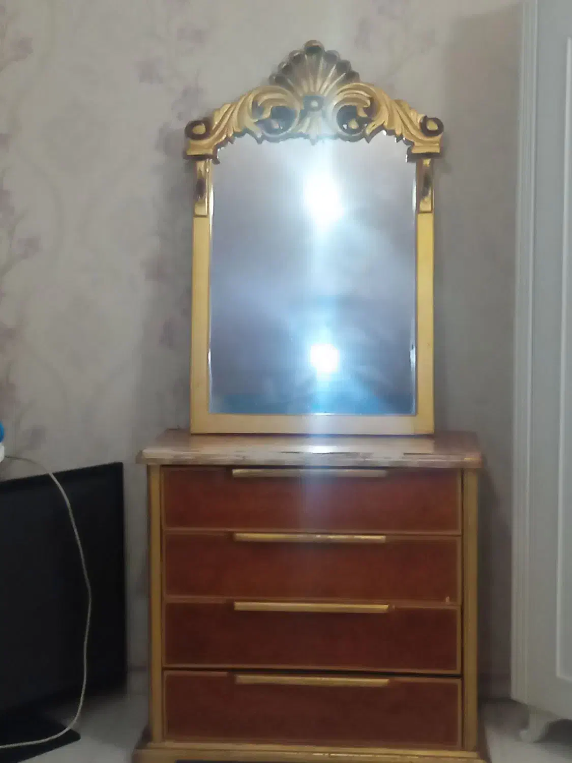 اینه دراور   مقاوم  زیبا ۴تا کشو جادار|جاکفشی، کمد، دراور|رباط‌کریم, نصیرشهر|دیوار