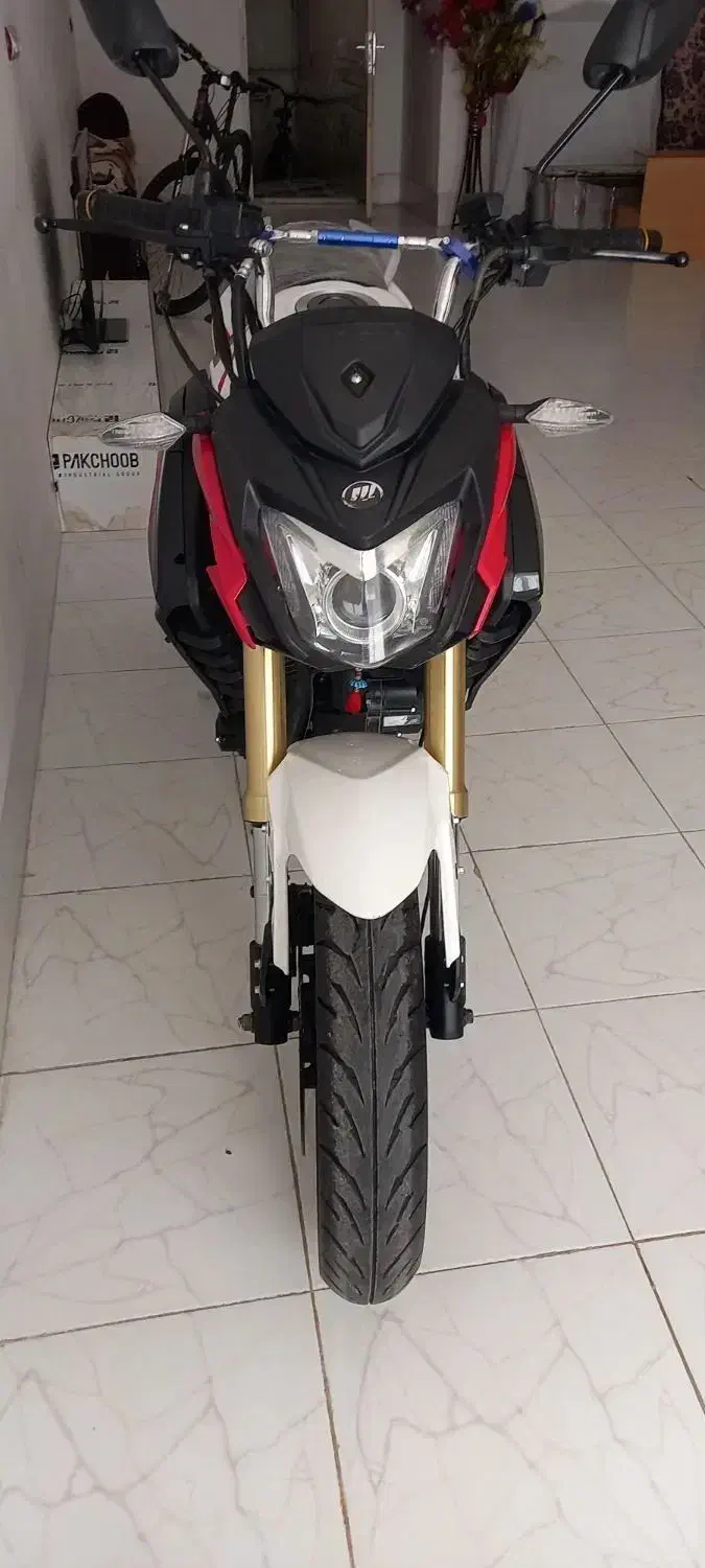 لیفان kps200(فروش یا معاوضه)|موتورسیکلت|فلاورجان, |دیوار