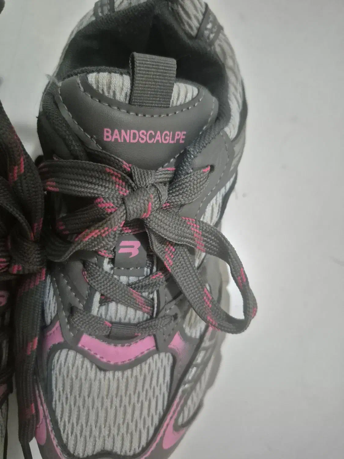 کفش اسپرت|کیف، کفش، کمربند|سنندج, |دیوار