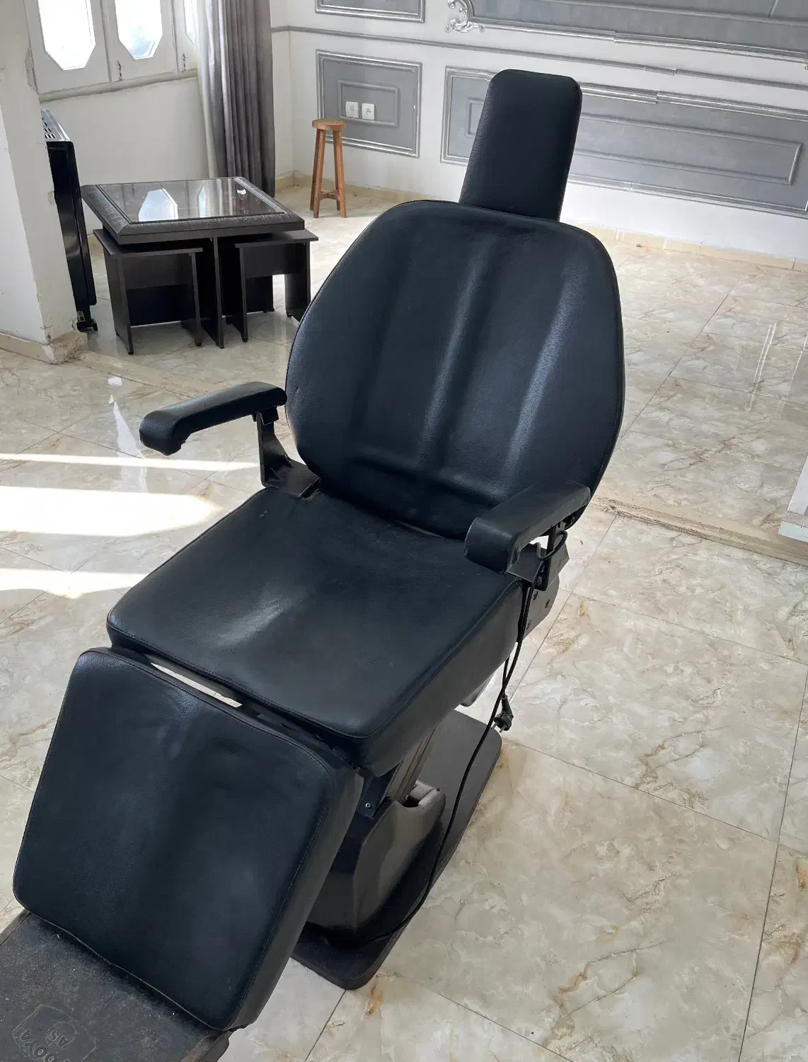 صندلی برقی ارایشگاهی زنانه|آرایشگاه و سالن‌های زیبایی|آمل, |دیوار