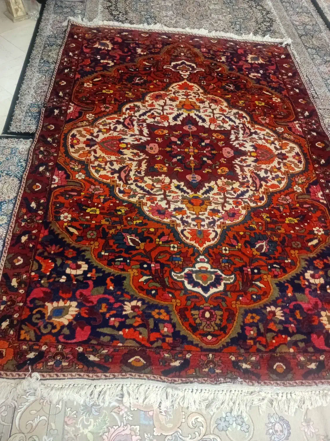 فرش دستبافت طرح بختیاری|فرش|تهران, نبی اکرم|دیوار