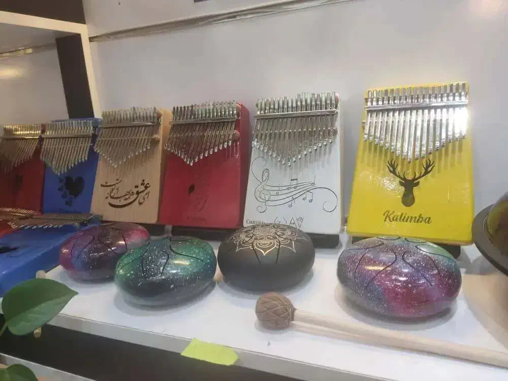 کالیمبا هدیه(گالری موسقی الف)|سازهای سنتی|شیراز, شاهچراغ|دیوار