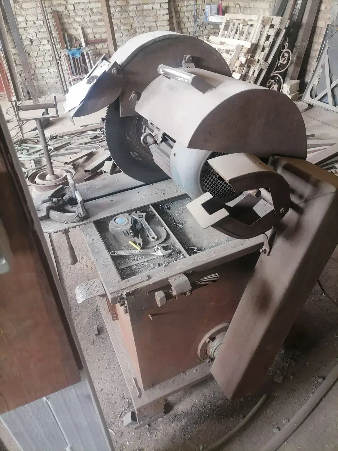 اره آتیشی مشعل|ابزارآلات|یزد, |دیوار