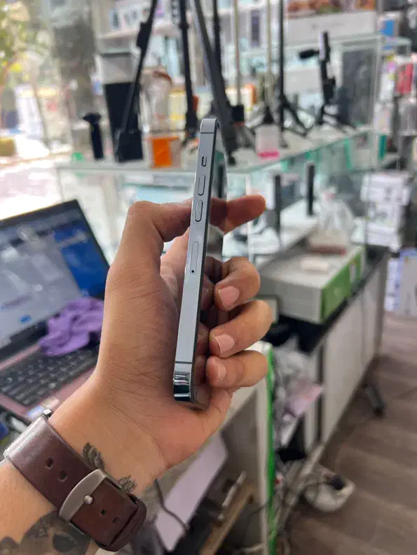 Iphone 13pro بدون تعمیر|موبایل|اصفهان, سپاهان‌شهر|دیوار