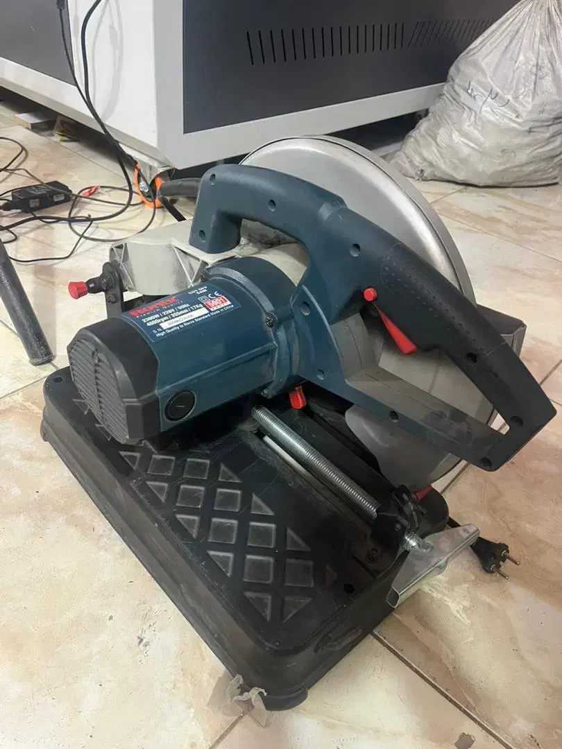 رونیکس|ابزارآلات|تالش, هشتپر|دیوار