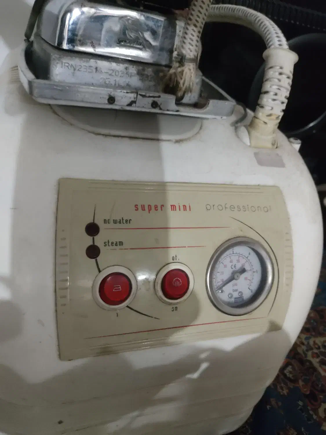 حراج اتو بخار و خرجکار خیاطی|حراج|تهران, جوادیه|دیوار