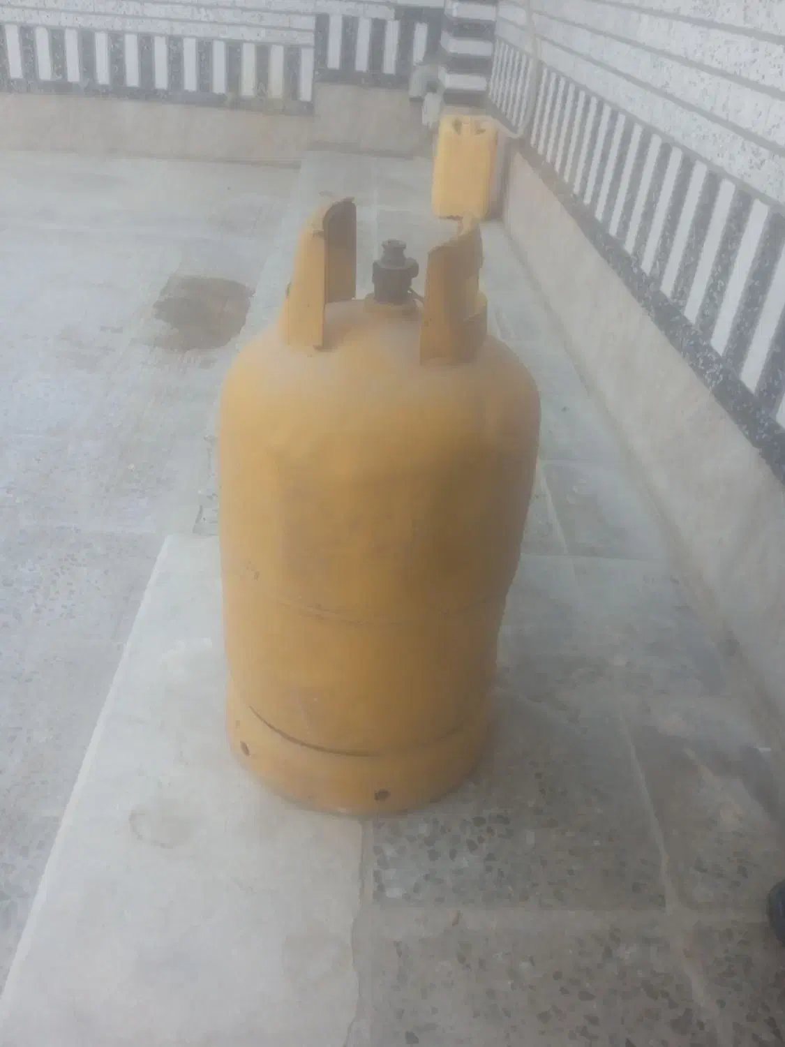 یک اعد کپسول گاز ایران گاز. پر.خیلی تمیز|اجاق گاز و لوازم برقی پخت‌وپز|ایرانشهر, |دیوار