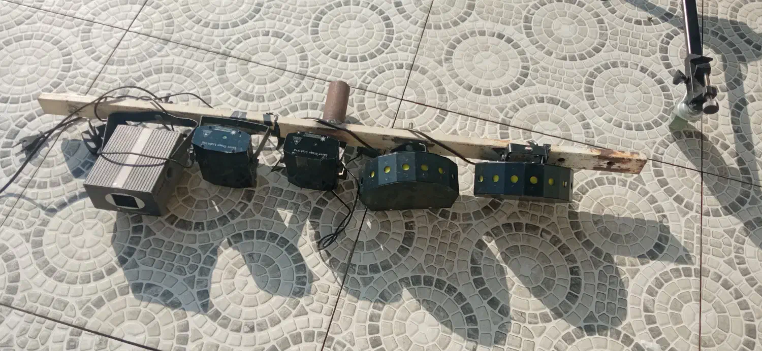 رقص نور دو عدد فلاشر دو عدد بارانی و یک عدد لیزر|ریسه و چراغ تزئینی|کلاله, |دیوار