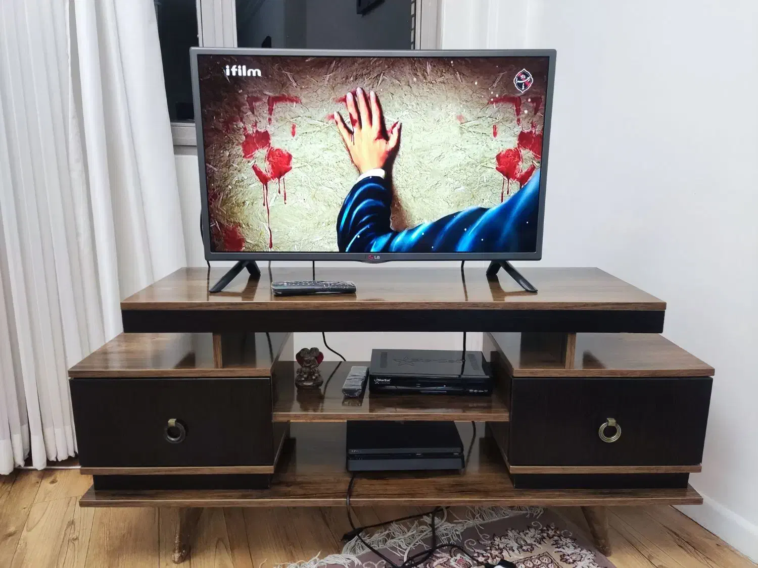 تلویزیون32LG سالم بامیز تلویزیون|تلویزیون و پروژکتور|کرمان, |دیوار