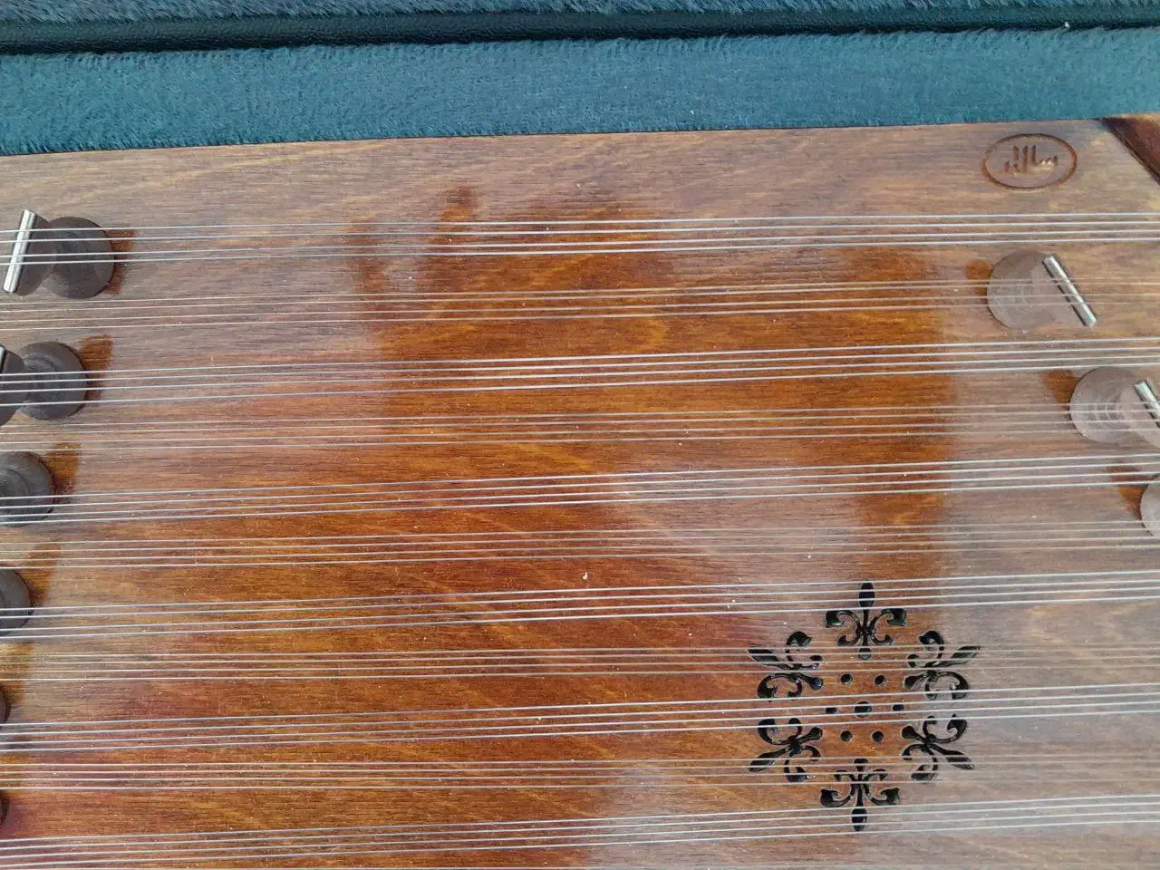 سنتور و گیتار ۳/۴|گیتار، بیس، امپلیفایر|سهند, |دیوار