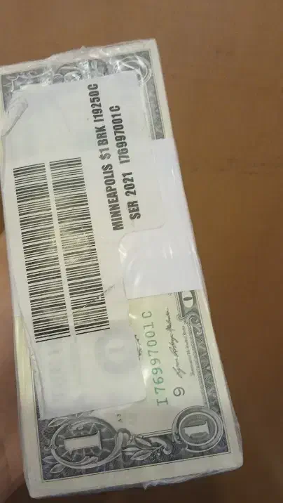 یک دلاری کلکسیونی|کلکسیون سکه، تمبر، اسکناس|تهران, چهارصد دستگاه|دیوار