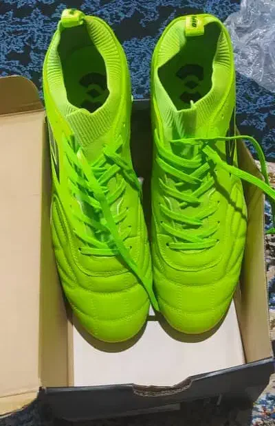 کفش فوتبال چمنی|کیف، کفش، کمربند|اندیمشک, |دیوار