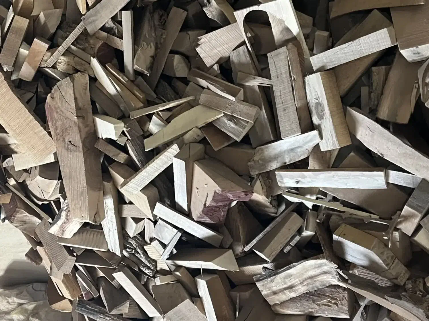 فروش پوشال و تیکه چوب|عمده‌فروشی|یزد, |دیوار