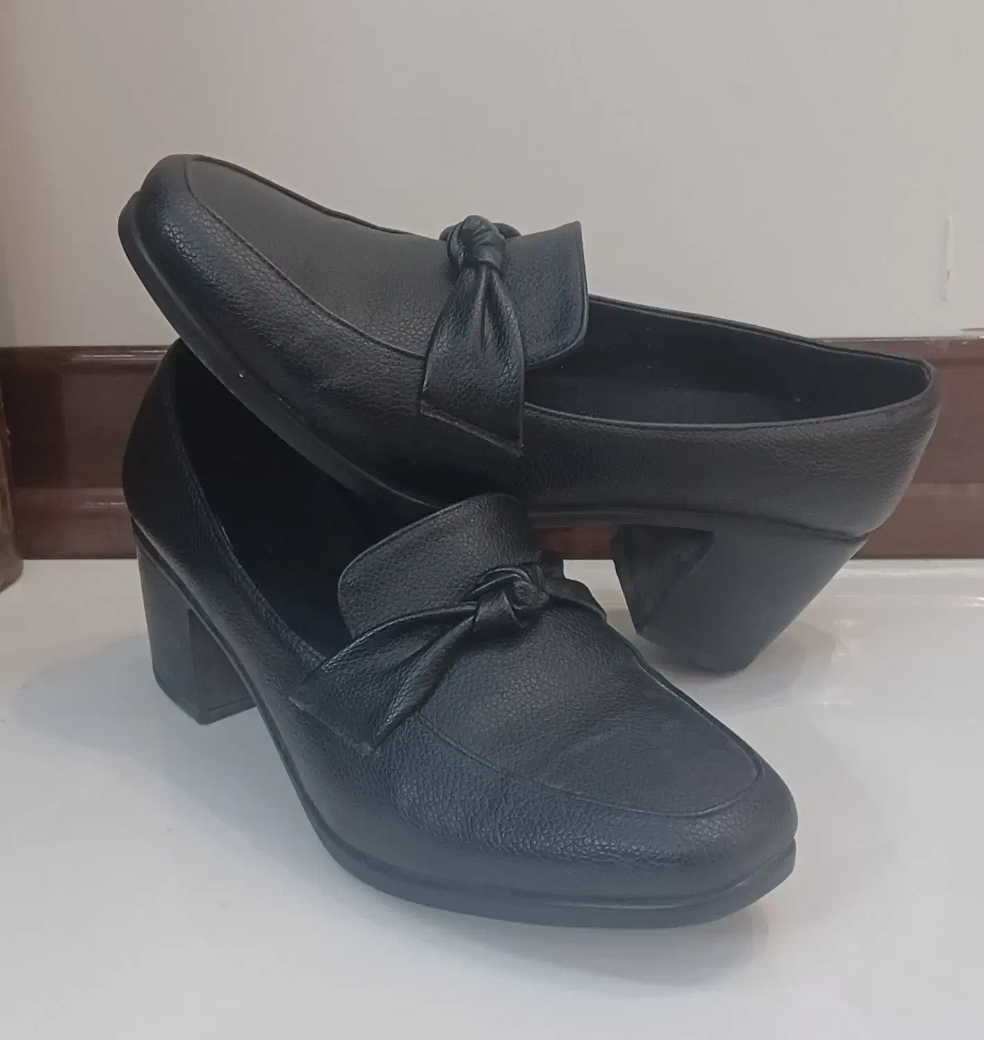 کفش کارکرده و نو|کیف، کفش، کمربند|ورامین, ورامین|دیوار