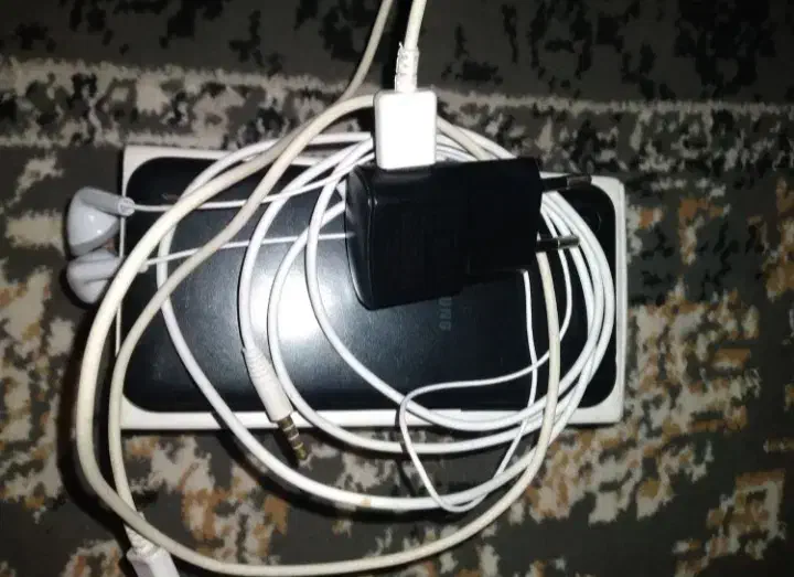 در حد نو|موبایل|کاشان, کارگر|دیوار