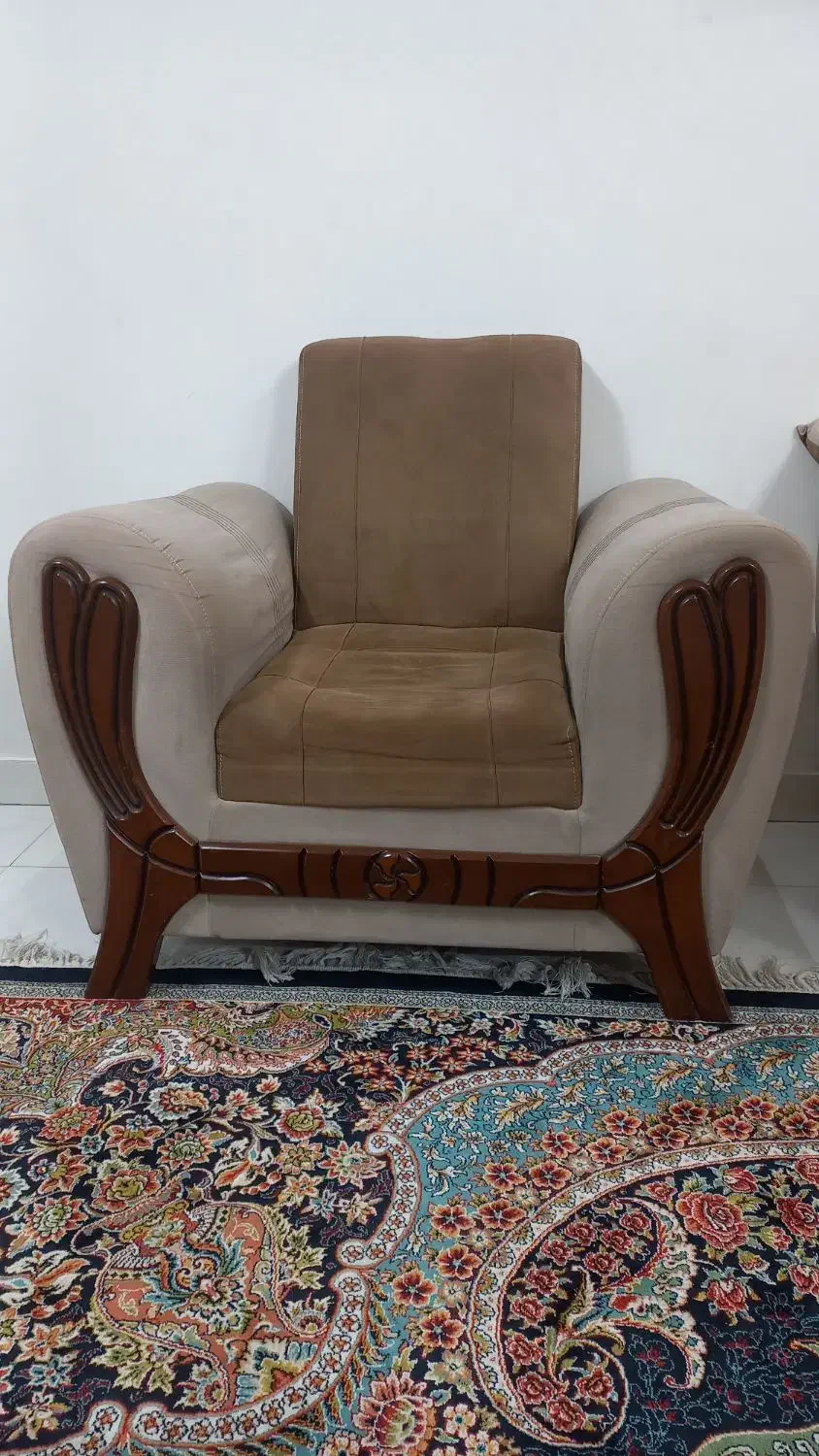 مبل 7نفره با میز عسل خوری|مبلمان خانگی و میز عسلی|گلبهار, نوبهار|دیوار