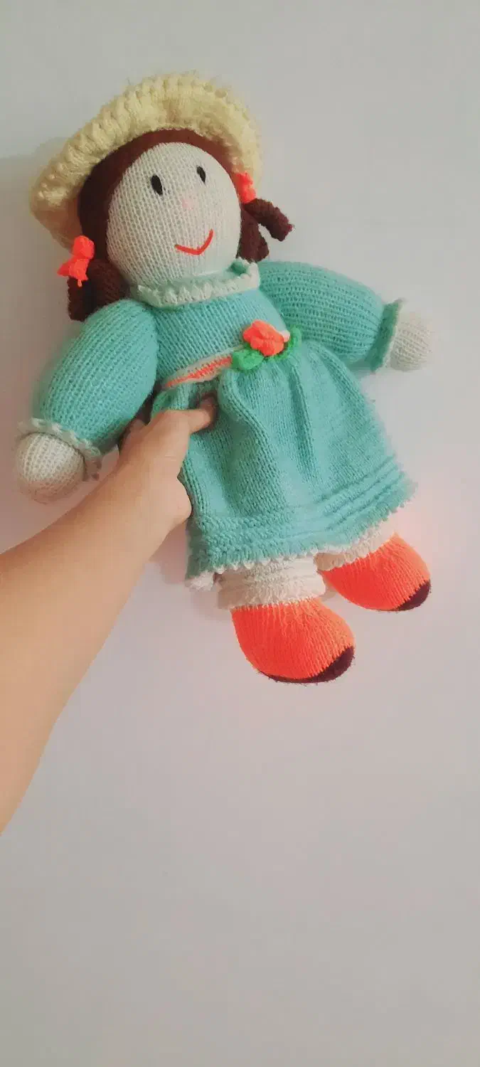 عروسک|اسباب‌بازی بچه|چغادک, |دیوار