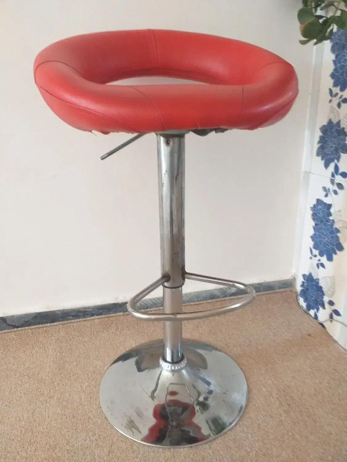 صندلی جکدار|صندلی و نیمکت|ایلام, |دیوار