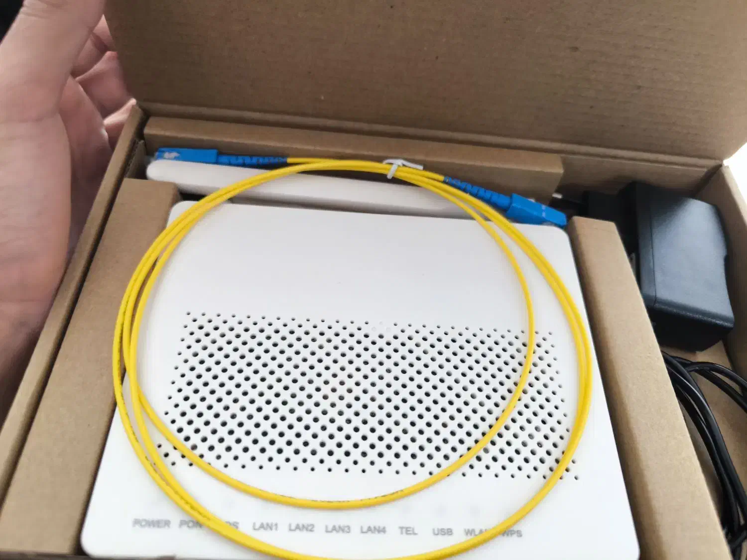 مودم فیبر نوری سرعت موشک، قیمت رفیقونه|مودم و تجهیزات شبکه|خمینی‌شهر, |دیوار