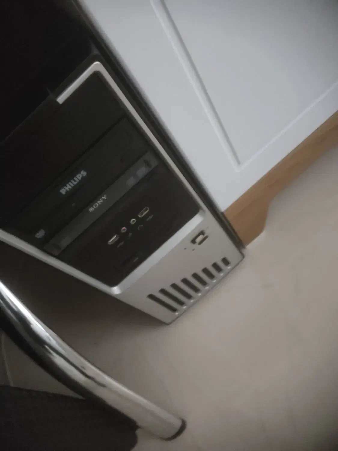 کامپیوتر کامل دانشجویی|رایانه رومیزی|لشت نشا, |دیوار