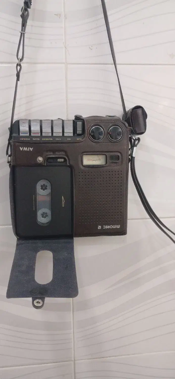 ضبط خبرنگاری آیوا|سیستم صوتی خانگی|سی‌سخت, |دیوار