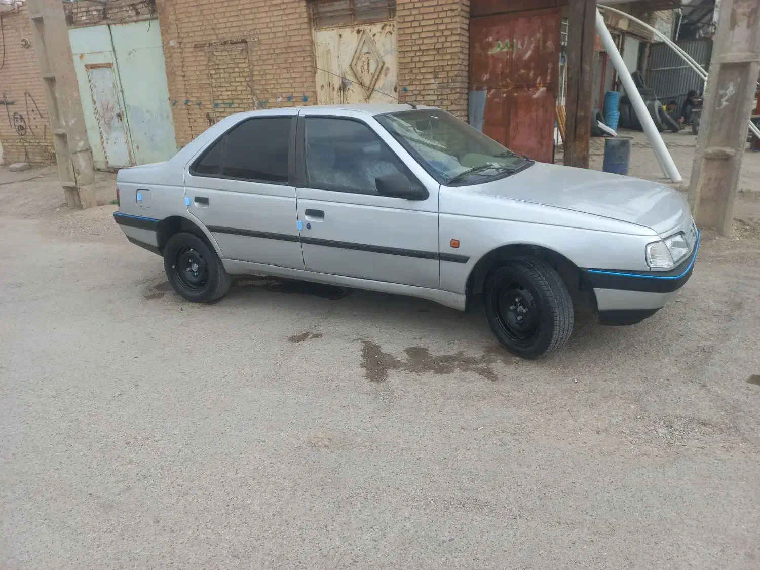 پژو ۴۰۵ مدل ۹۴|خودرو سواری و وانت|اهواز, زرگان|دیوار