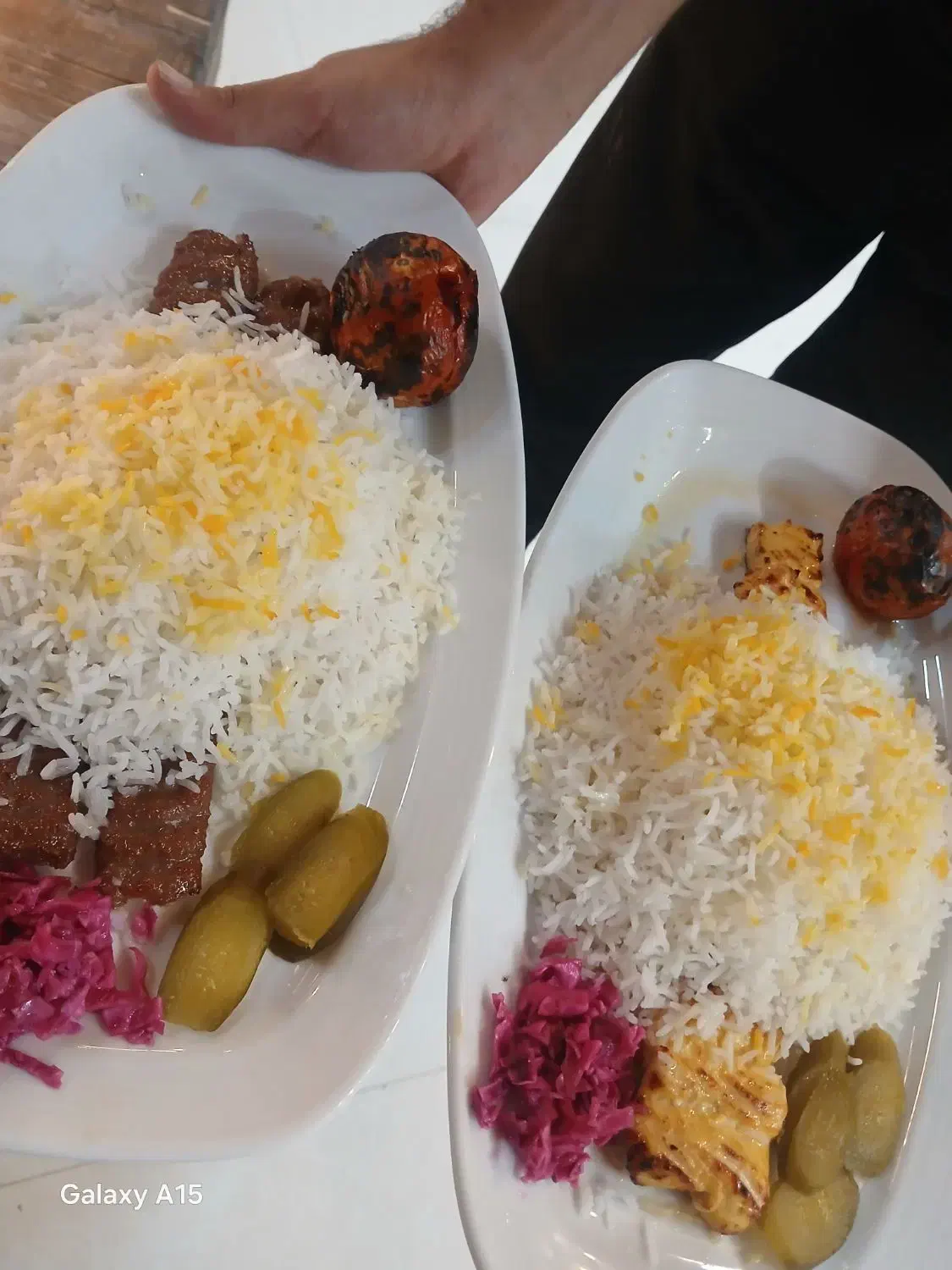رستوران کوهستانی پارس (رضابانی)ورودی رایگان|خدمات پذیرایی، مراسم|قم, قم نو|دیوار