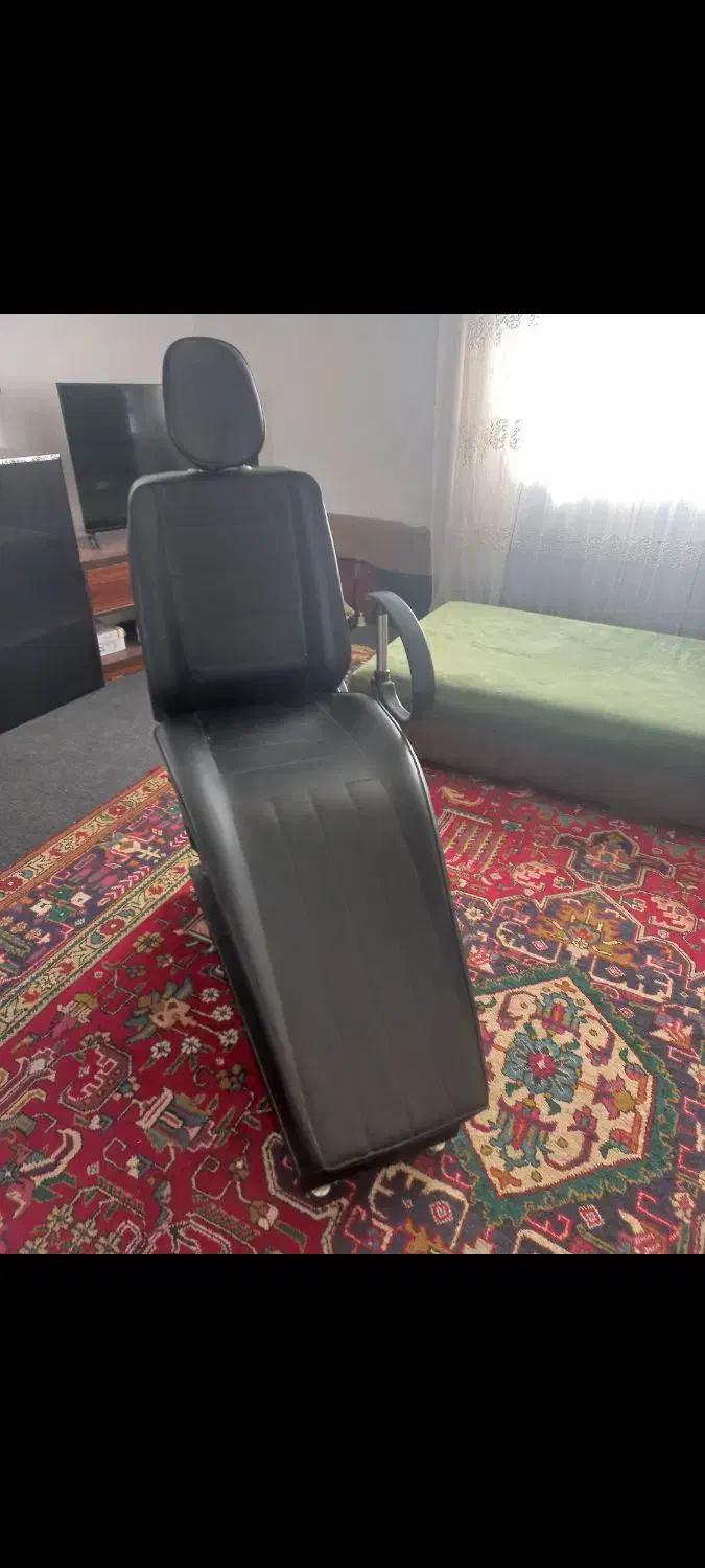 صندلی ارایشگاه در حد|آرایشگاه و سالن‌های زیبایی|ساری, |دیوار