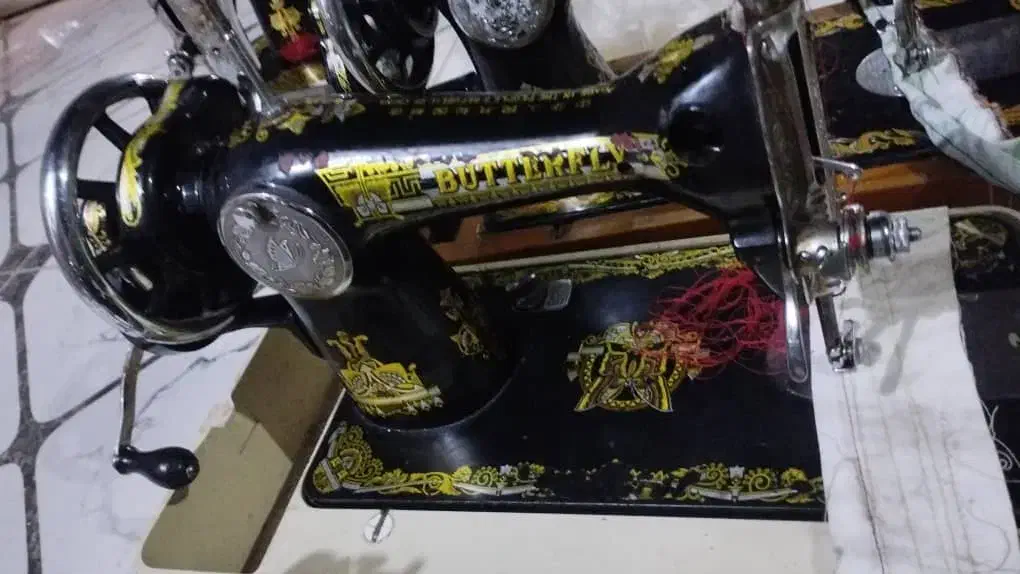 چرخ خیاطی پروانه|چرخ خیاطی و ریسندگی|میناب, |دیوار