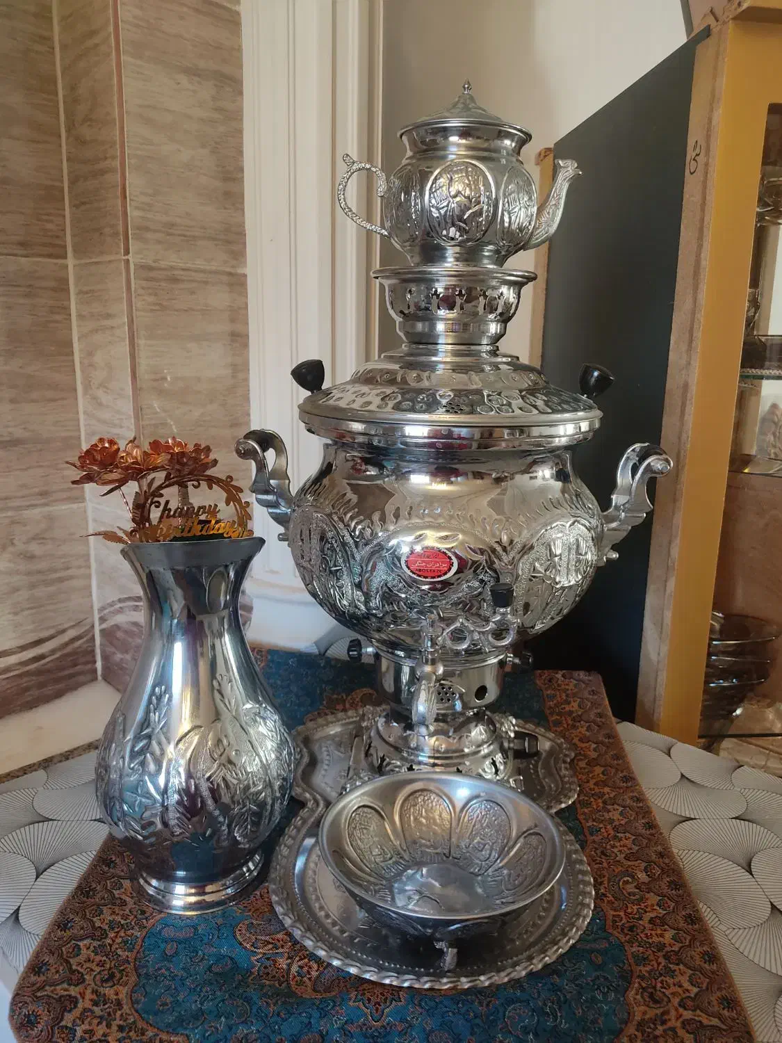 فروش سماورگازی به همراه ست استیل پارچ وسینی وکاسه.|سماور، چای‌ساز، قهوه‌ساز|اصفهان, نقش جهان|دیوار