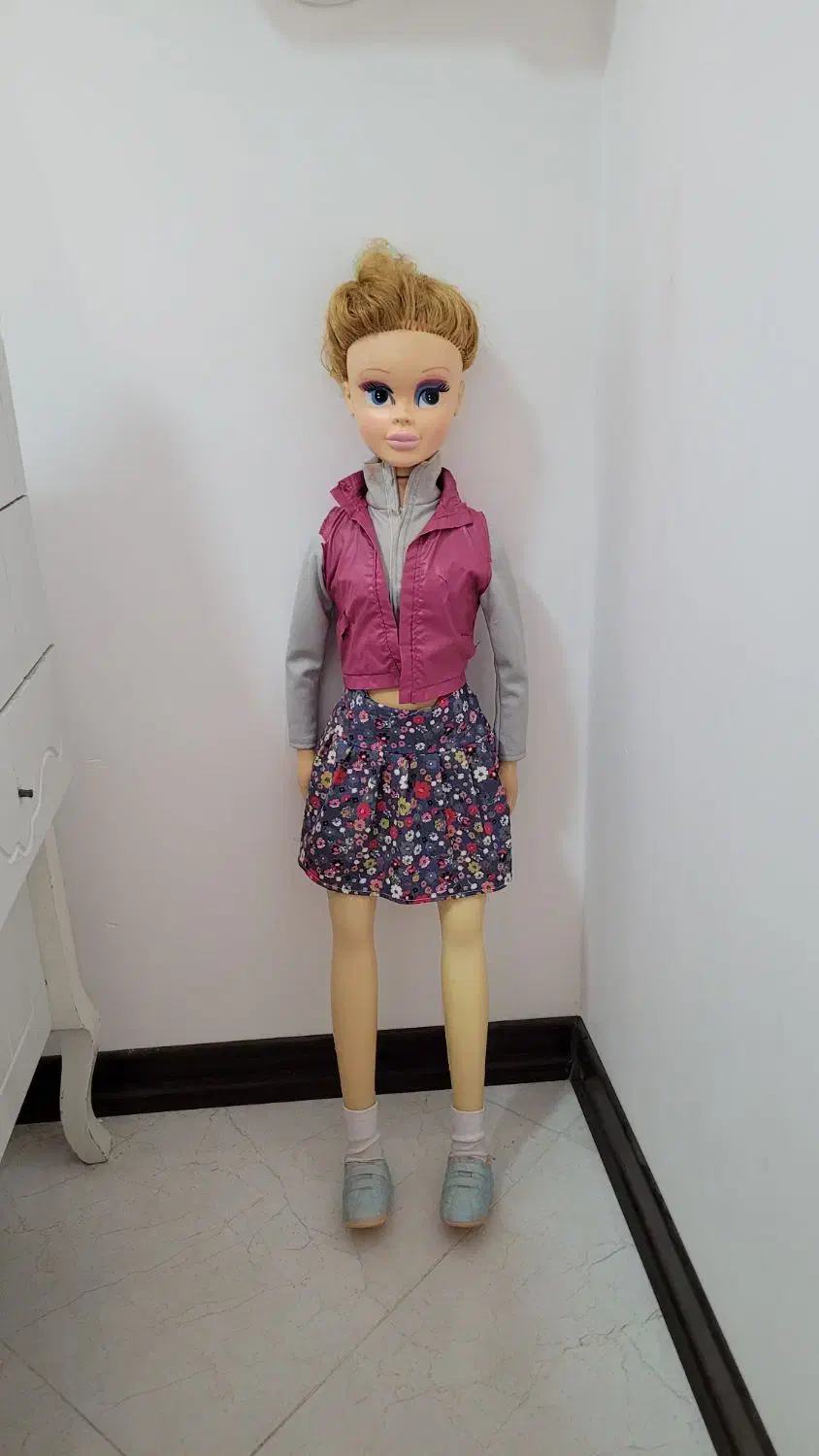 عروسک باربی مفصلی بزرگ تخفیف به خریدار کاملا سالم|اسباب‌‌بازی|قائم‌شهر, |دیوار