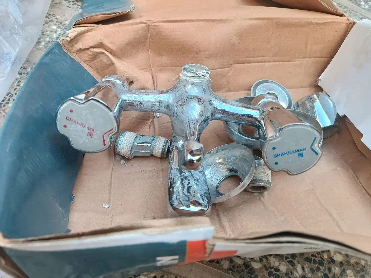 شیر دوش حمام|لوازم حمام|شیراز, تلخ داش|دیوار