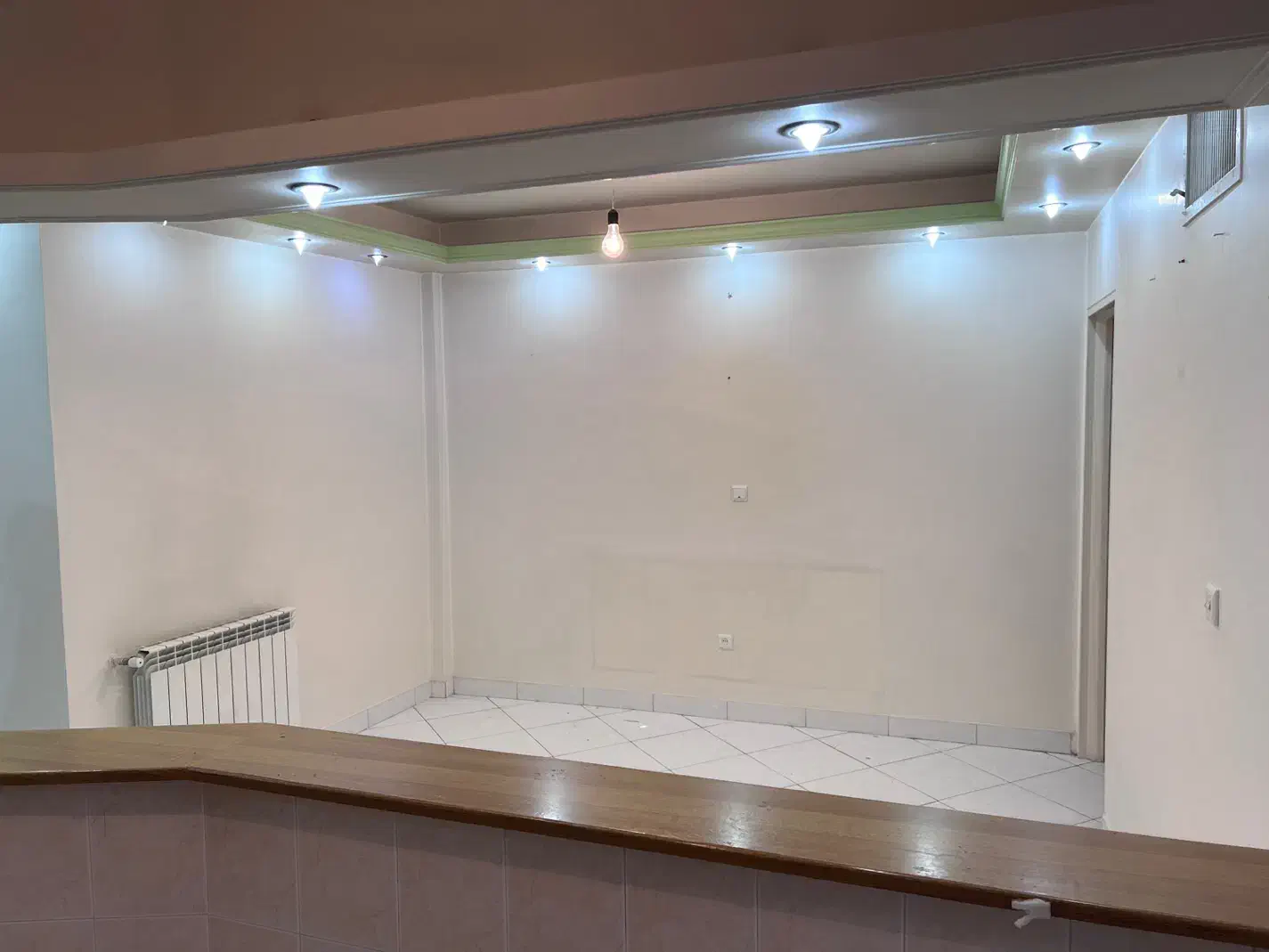 ۶۵ متری/۱۶ متری اول جنوبی/زوج یا مجرد موجه خانم