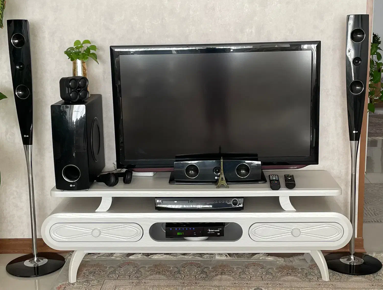 ست تلویزیون و میز تی وی|تلویزیون و پروژکتور|قزوین, |دیوار