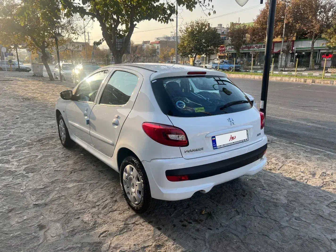 پژو ۲۰۷|خودرو سواری و وانت|طرقبه, |دیوار