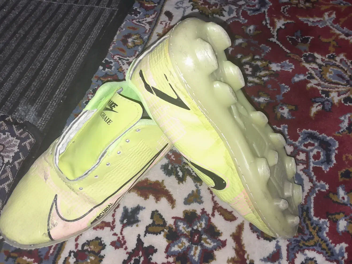 کفش استوک دار|کیف، کفش، کمربند|کارون, |دیوار