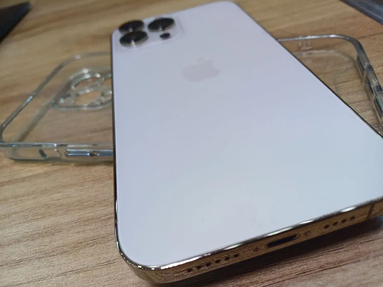 اپل iPhone 13 Pro Max با حافظهٔ ۲۵۶ گیگابایت|موبایل|تبریز, |دیوار