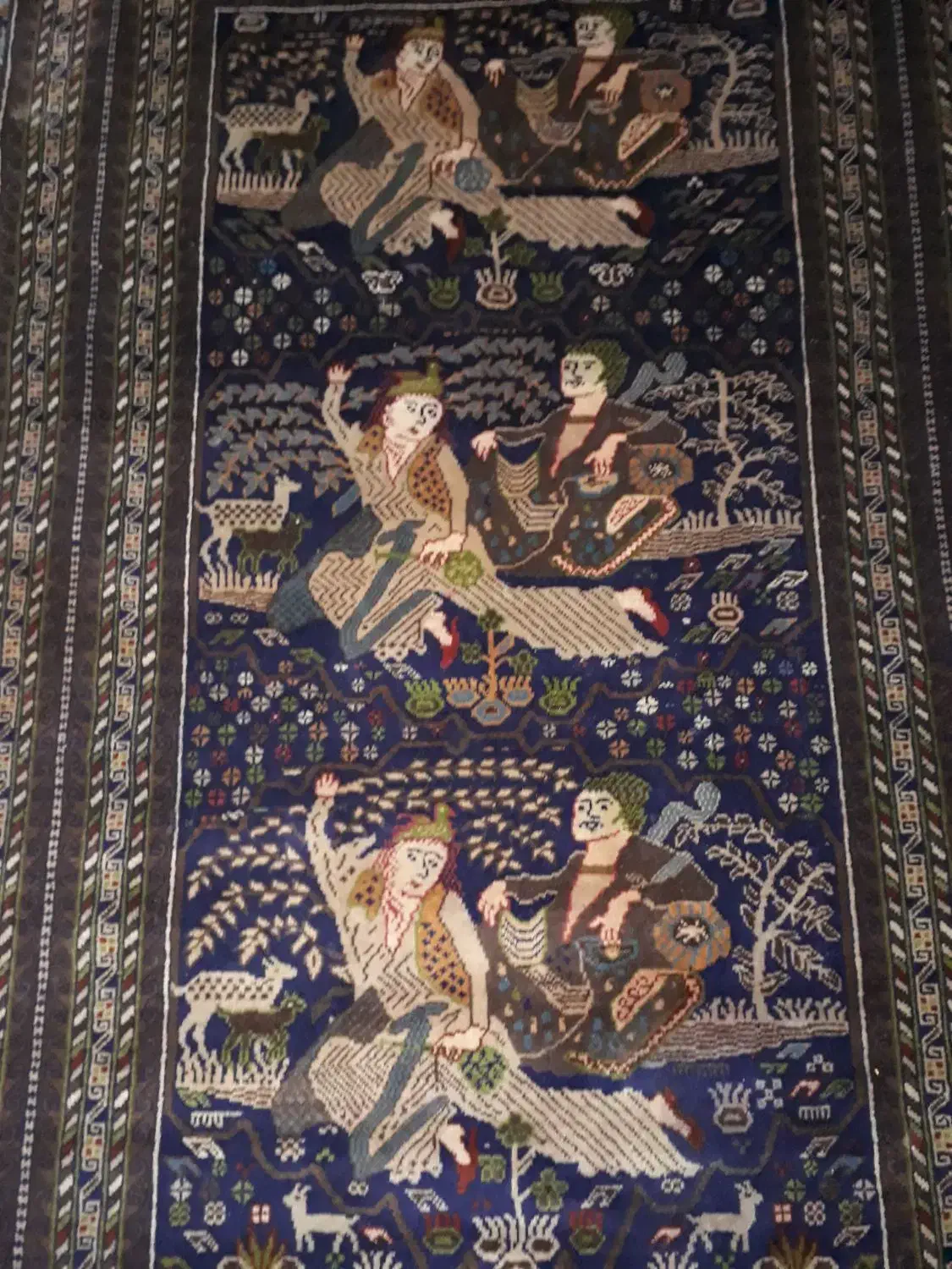 سلام ۴ عدد قالیچه دست باف معاوضه با موتور سلام|فرش|مشهد, عسگریه|دیوار