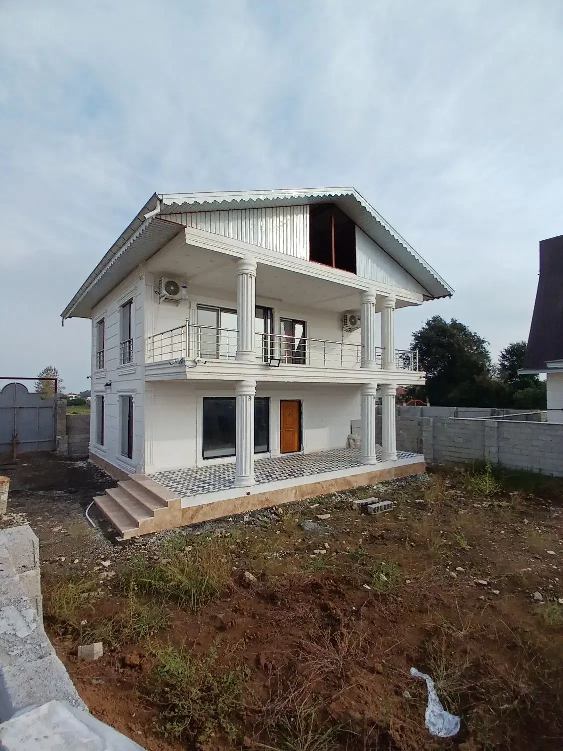 ویلا دوبلکس  نوساز   مبله  اسالم خیابان جلال|فروش خانه و ویلا|اسالم, |دیوار