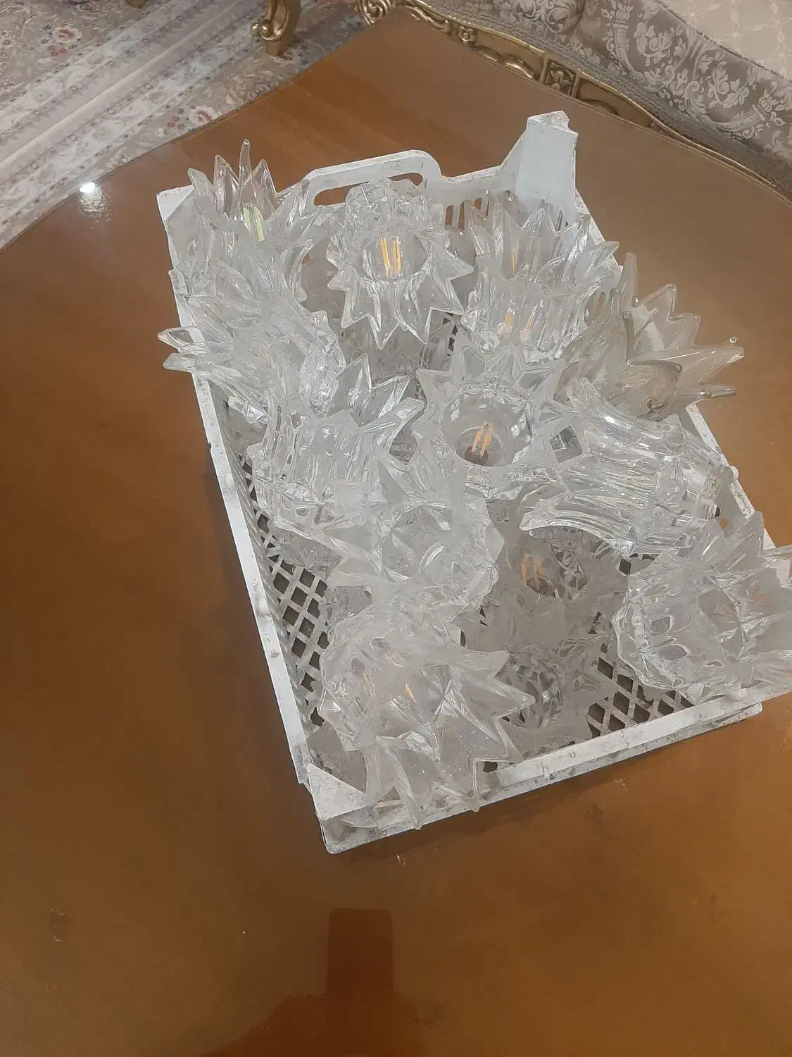 تعدادی لاله لوستر|لوستر و چراغ آویز|تهران, افسریه شمالی|دیوار