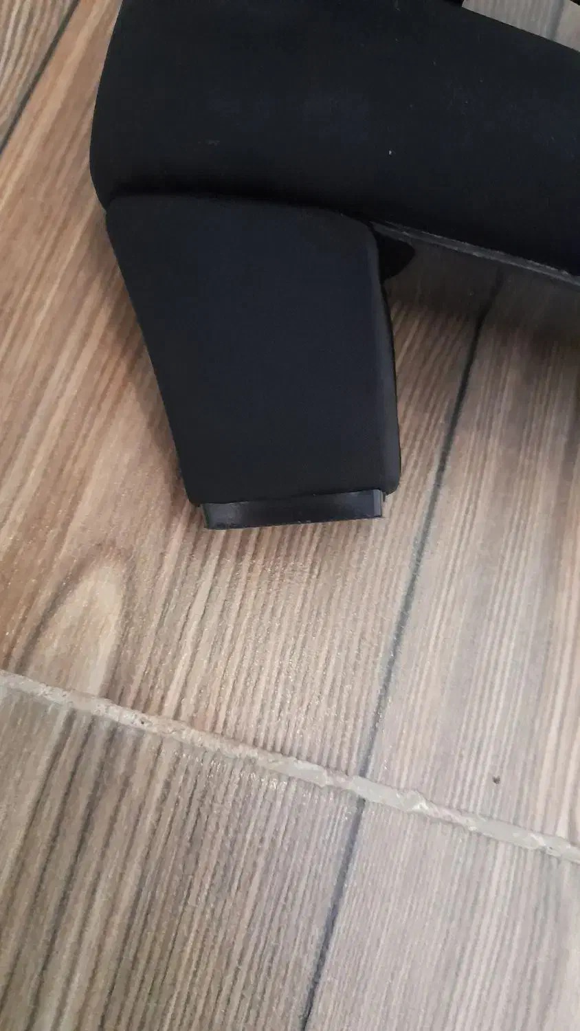 کفش مجلسی هرکدوم ۲۰۰هزارتومان|کیف، کفش، کمربند|رشت, نظری|دیوار