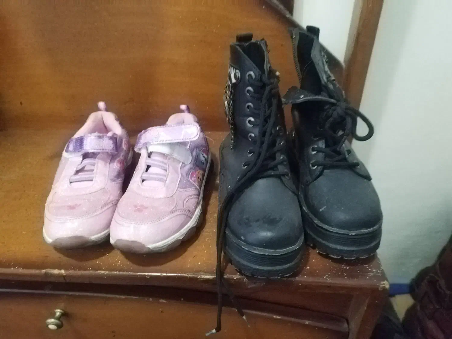 بوت و کتونی|کفش و لباس بچه|تهران, جوادیه تهرانپارس|دیوار