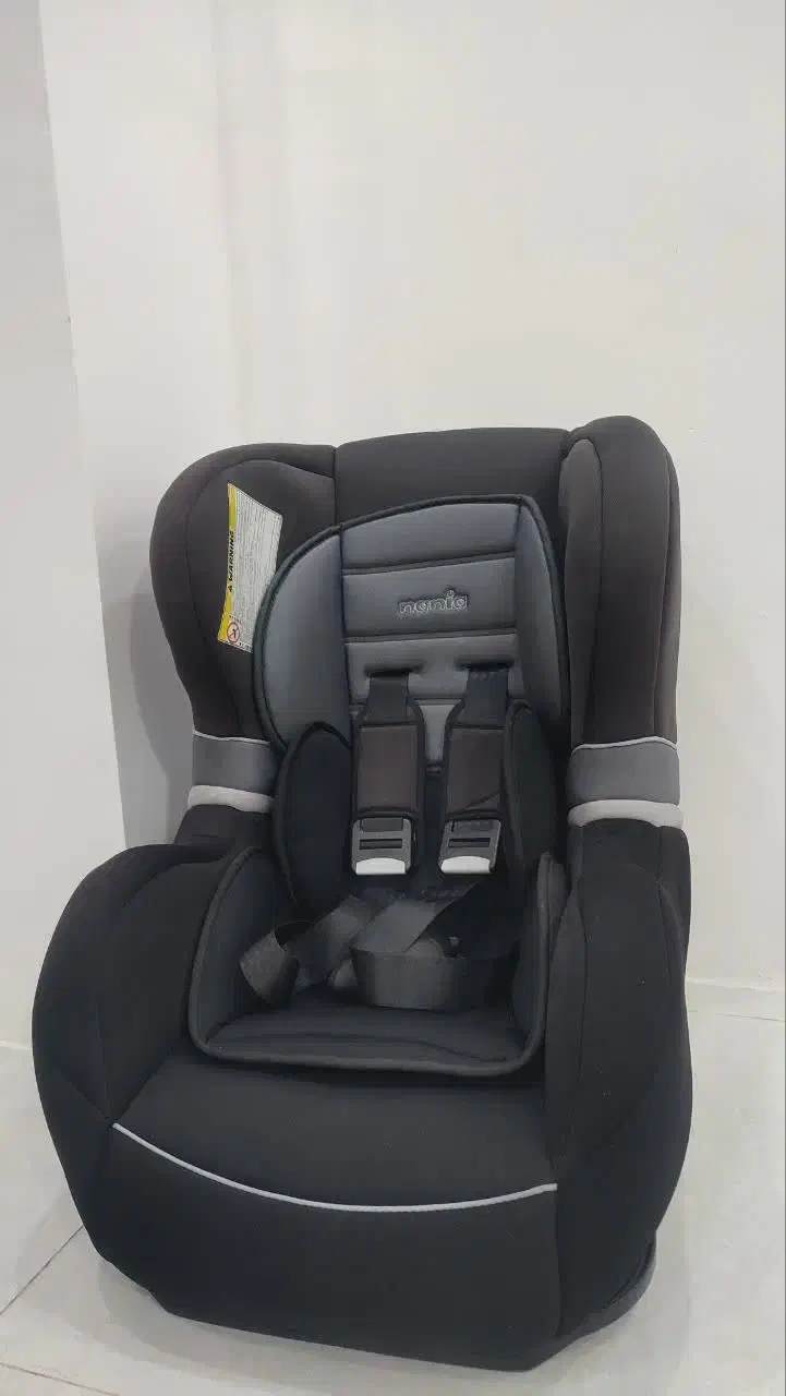 صندلی ماشین کودک|تخت و صندلی بچه|اردبیل, |دیوار