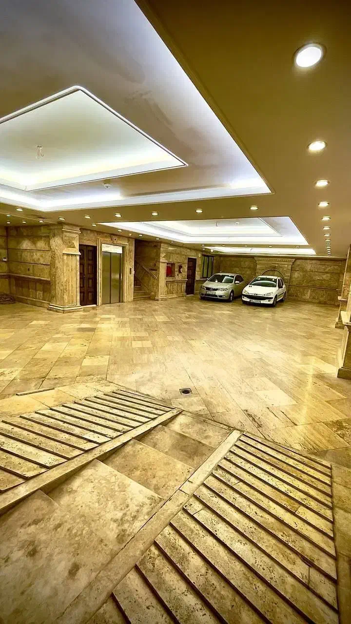 تک واحدی / ۱۶۵ متر/ ۳ خواب/ جنوبی/وطن دوست|اجارهٔ آپارتمان|قم, سعادتی|دیوار